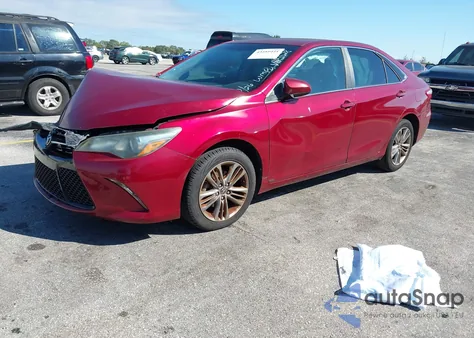 2015 Toyota Camry Se z USA, uszkodzony, nr VIN 4T1BF1FK9FU915528